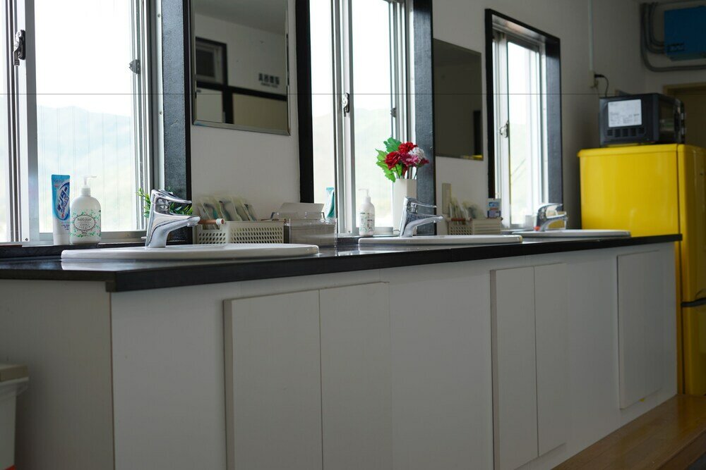 Фото Fujinoya Ryokan