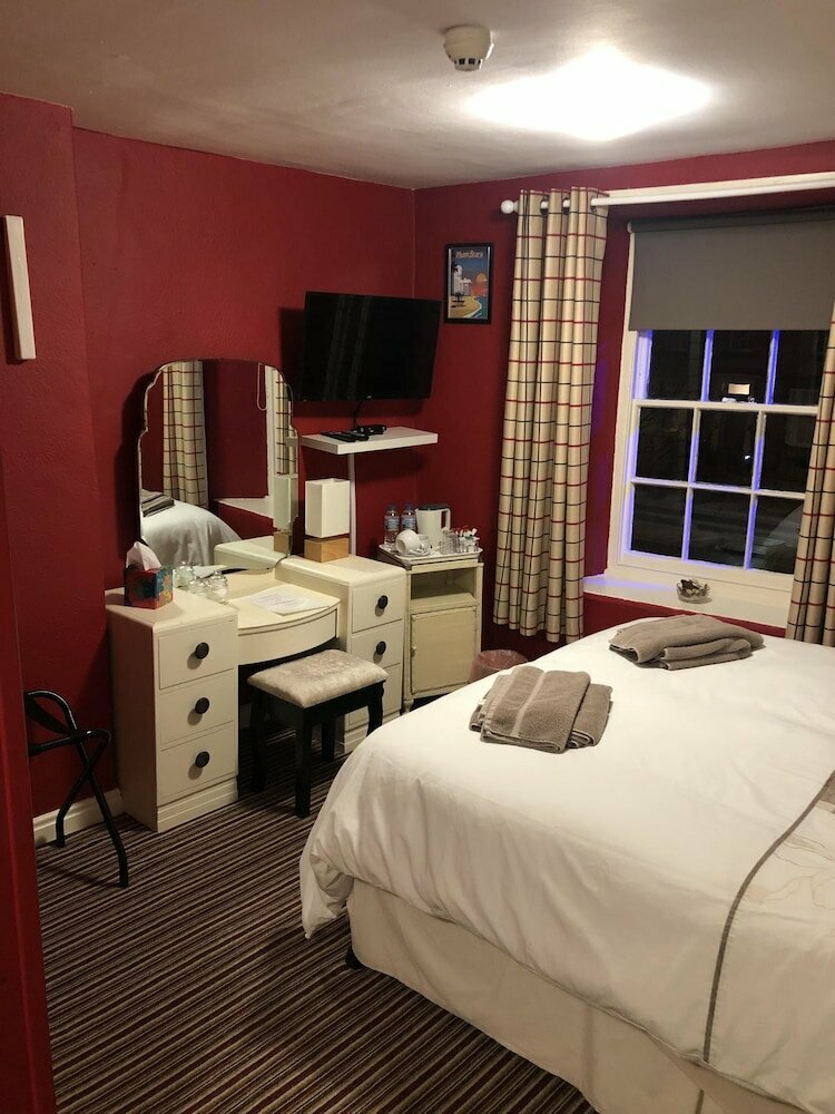 Hotel Cricketers Arms, Barnard Castle, photo