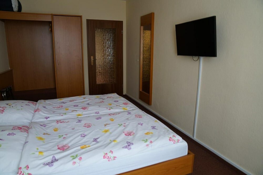 Фото Hotel Zum Grafen Hallermunt