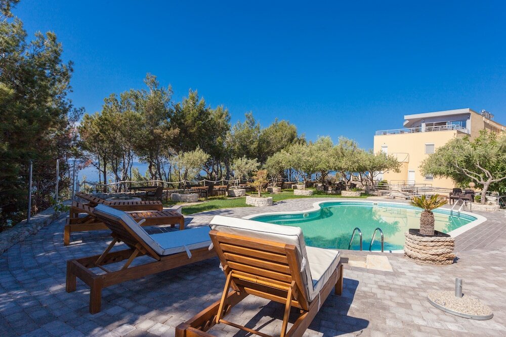 Фото Ark Beach Hotel