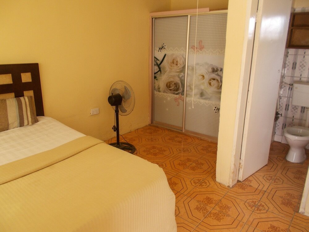 Фото Kalabi Executive Lodge