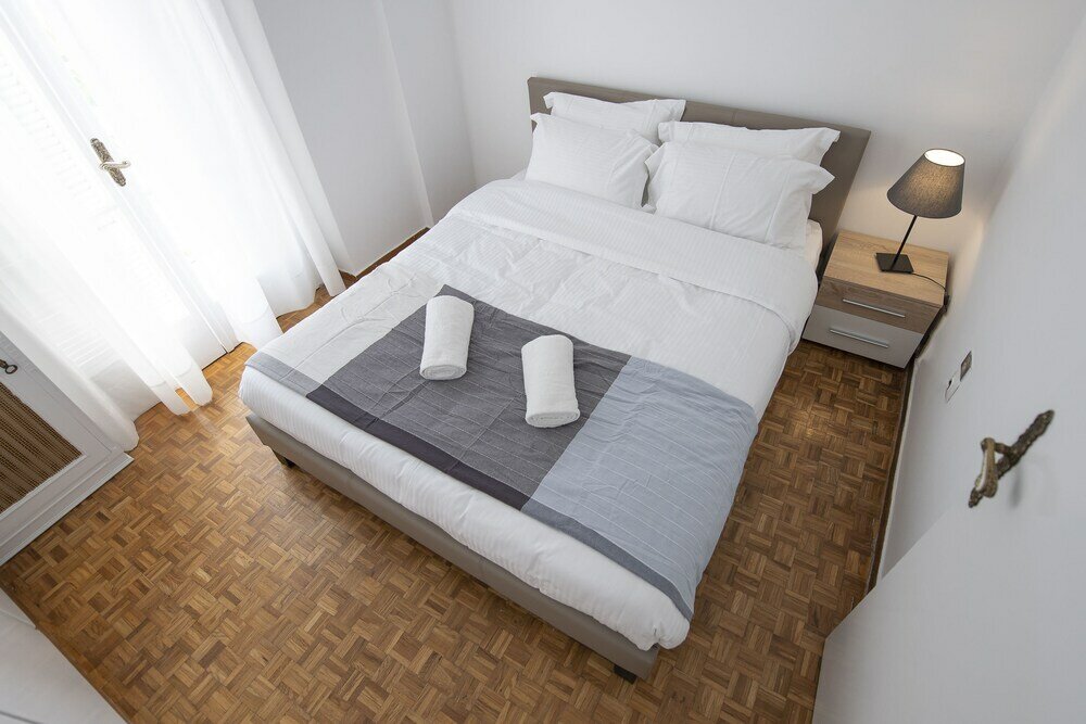 Фото Petralona Cosy Penthouse