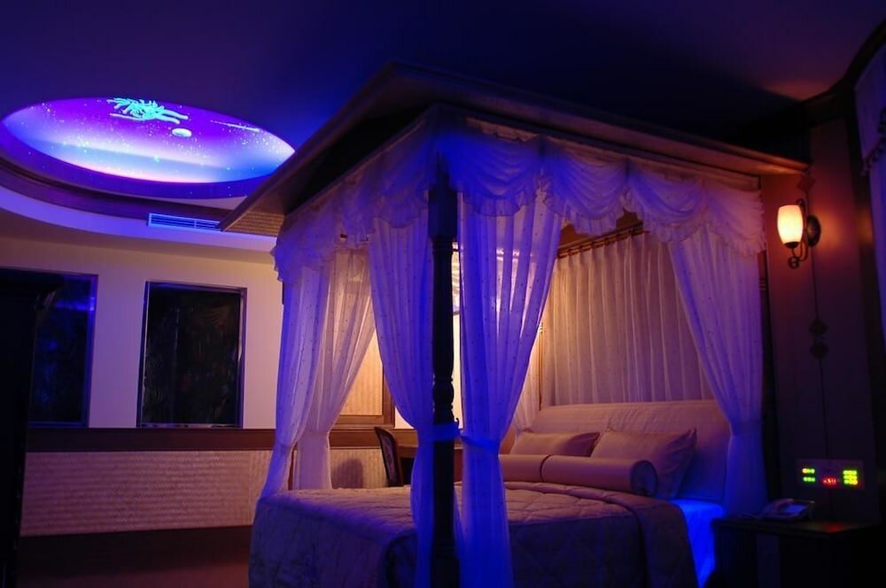 Фото Swan Lake hotel