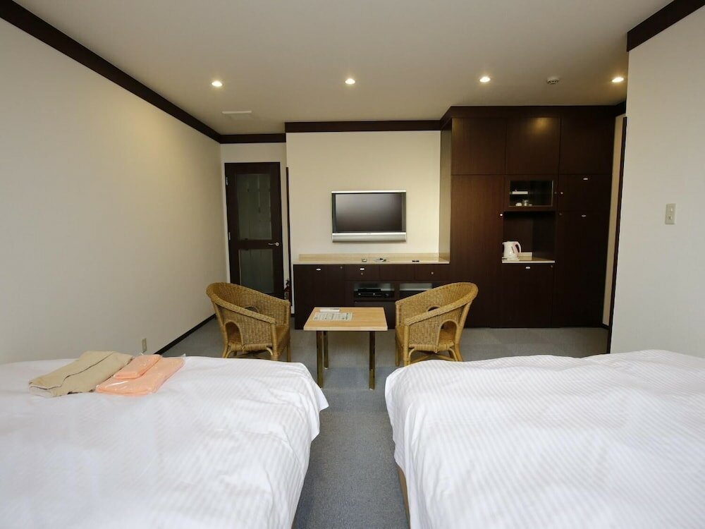 Фото Awajishima Hotel Lodge Green Cozy