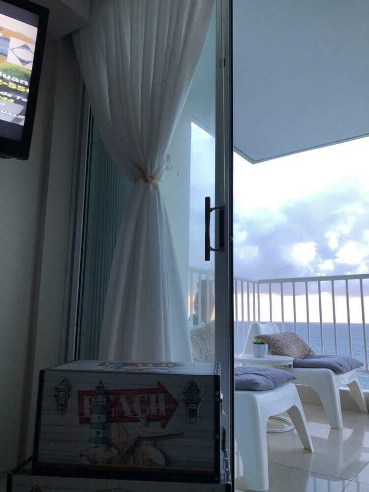 Фото Ocean View Gorgeous 1 Bedroom Apt