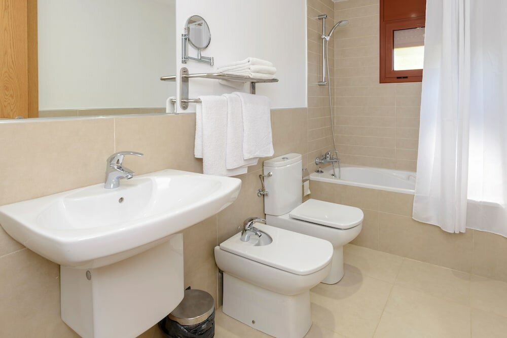 Фото Apartamentos Tossa Dreams