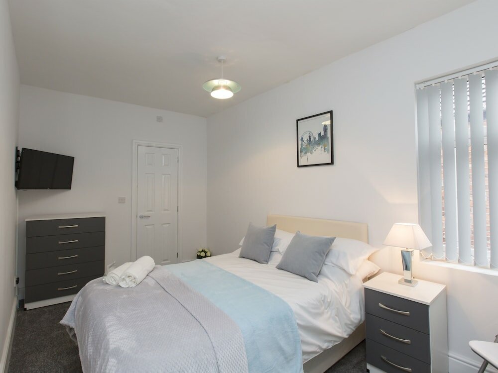 Фото Townhouse Plus @ 40 West St