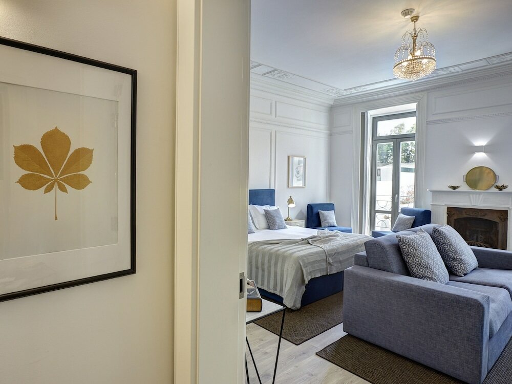 Фото Porto Downtown Lovers Suites Bombarda 451