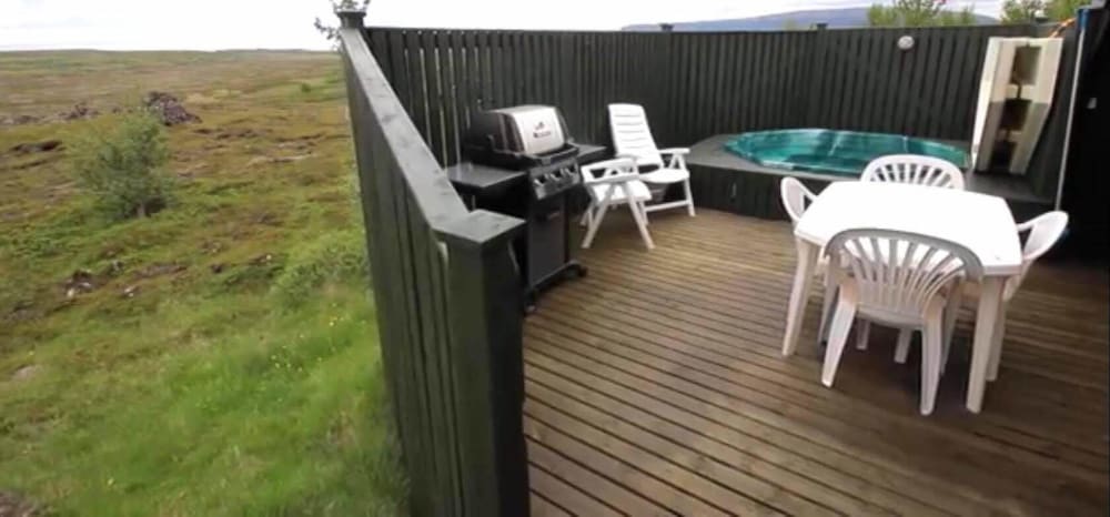 Фото Hraunborgir Holiday Homes