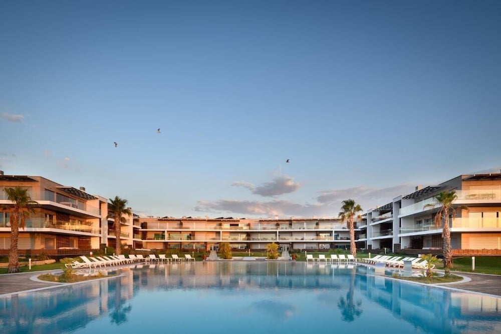 Фото Praia do Sal Lisbon Resort