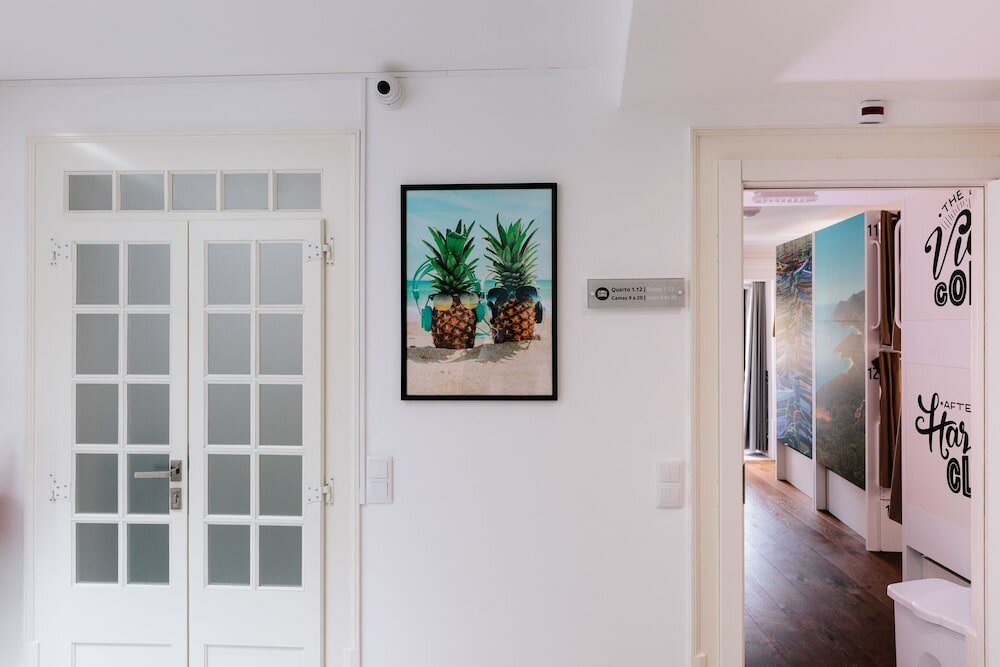 Фото Lisbon South Hostel