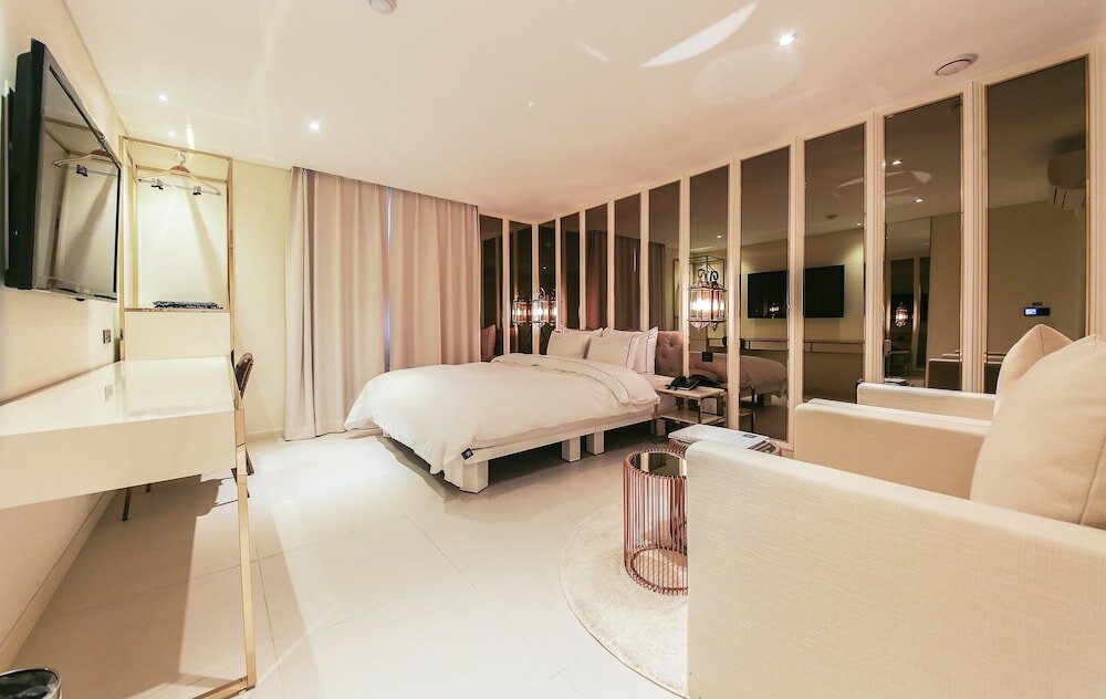 Фото Hotel Cullinan Uiwang