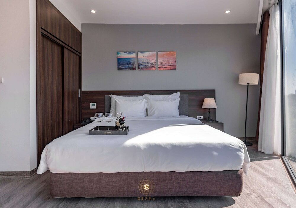 Фото Reyna Hotel Hanoi