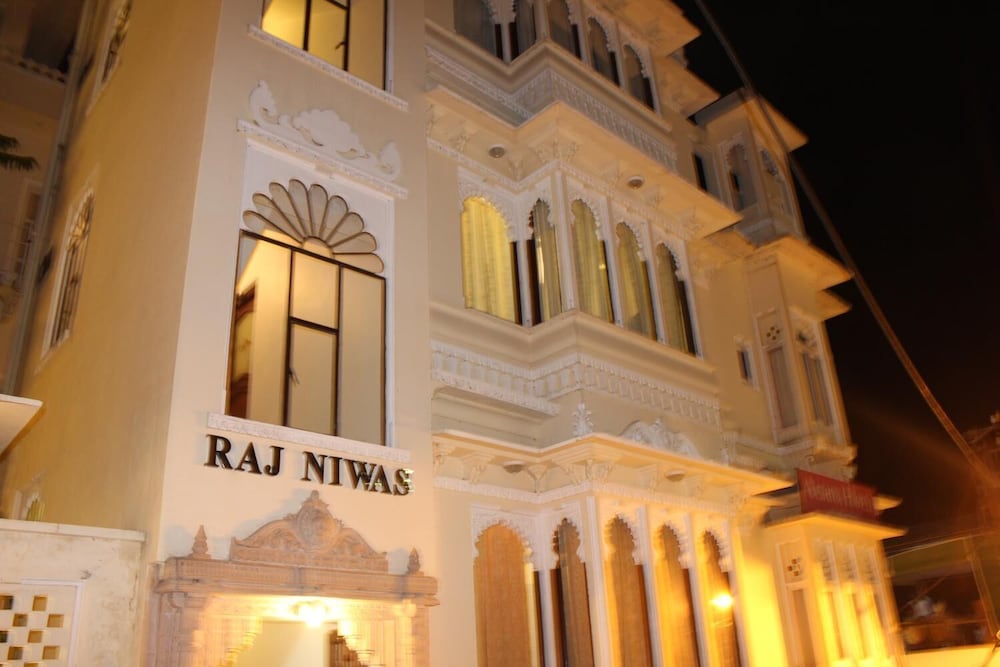 Фото Hotel Raj Niwas