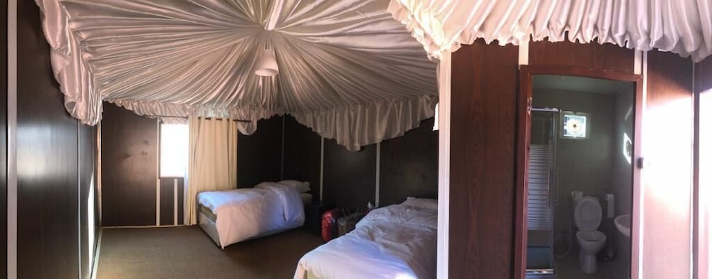 Фото Mirage Rum Camp