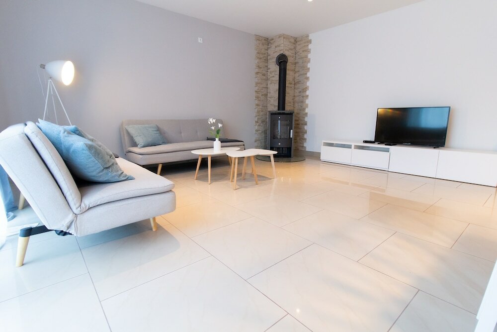 Фото T & T Suites Raunheim