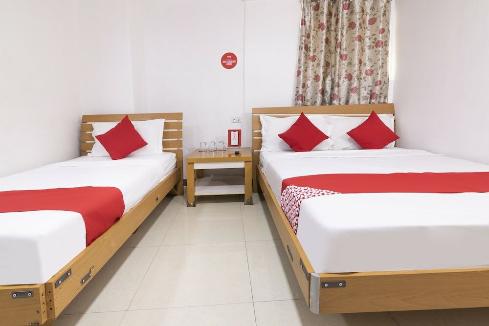 Фото Oyo 416 Lucky Hotel