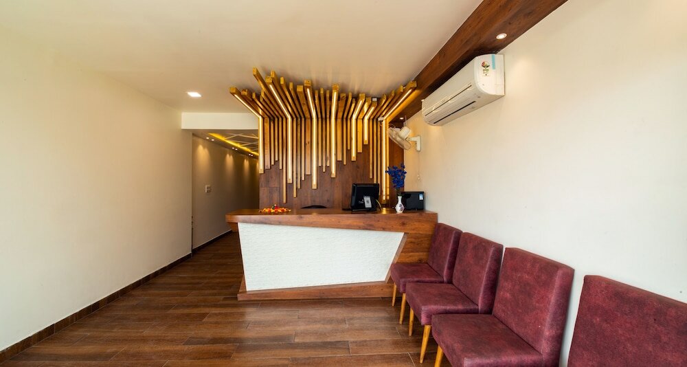 Фото Hotel Aishwarya And Restaurant