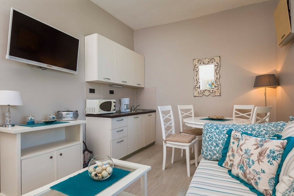 Фото Apartments Suzy