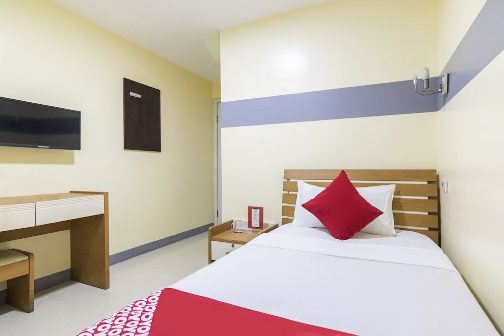 Фото Oyo 416 Lucky Hotel