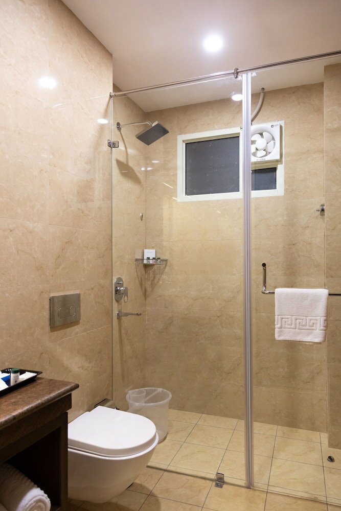 Фото V One Pride