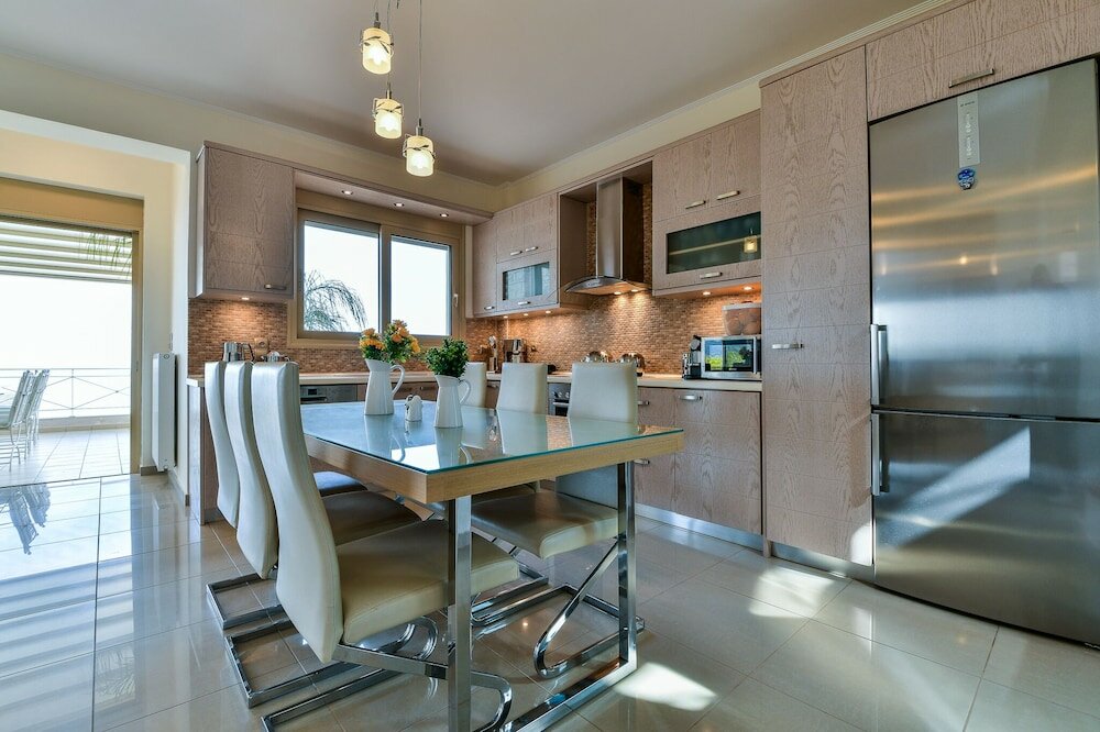 Фото Villa with Striking views over the infinity Pool