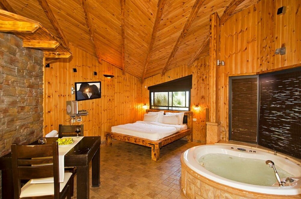 Фото A different little place