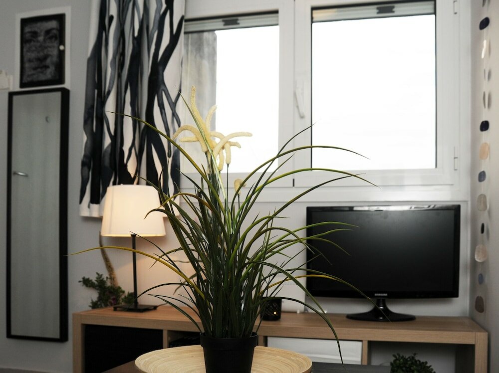 Фото Top of the city Central studio with Acropolis View