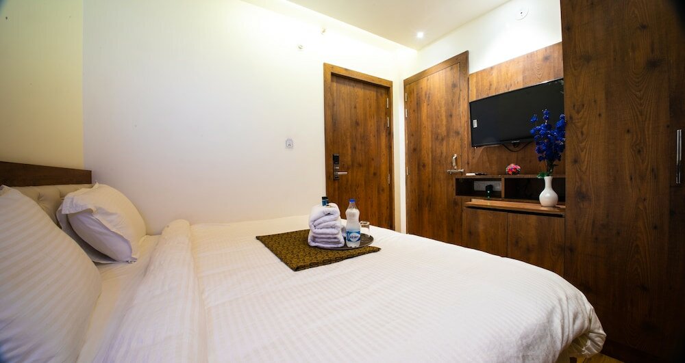 Фото Hotel Aishwarya And Restaurant