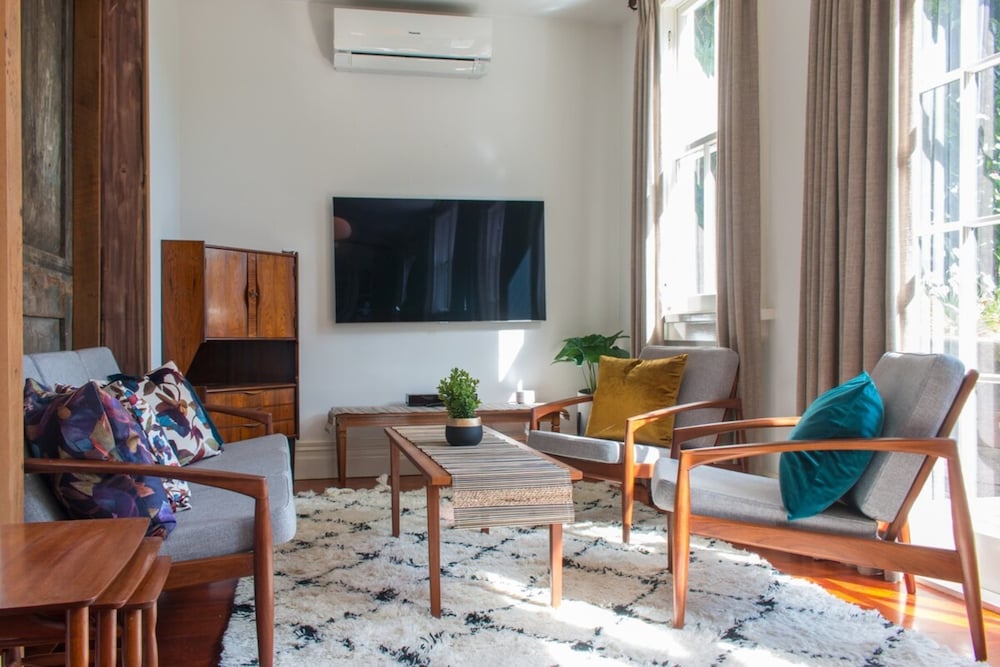 Фото Cosy 3 Bedroom Villa in Freeman's Bay