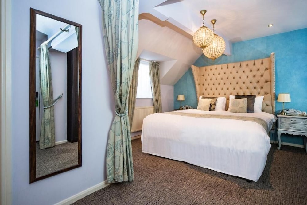 Фото Henley Hotel