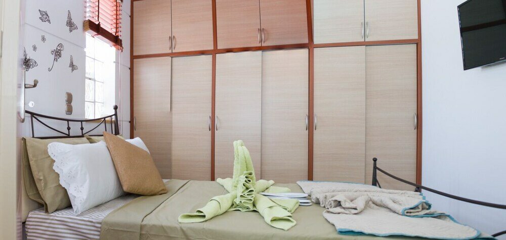 Фото Penthouse City Apartment