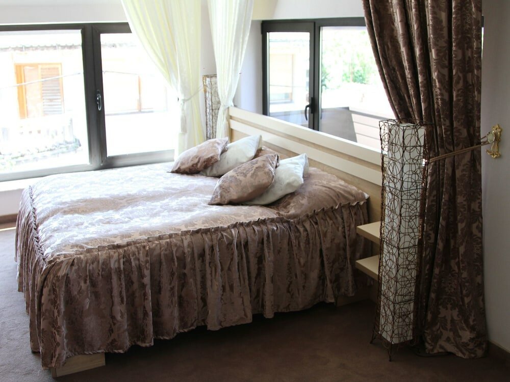 Фото Irish Hotel