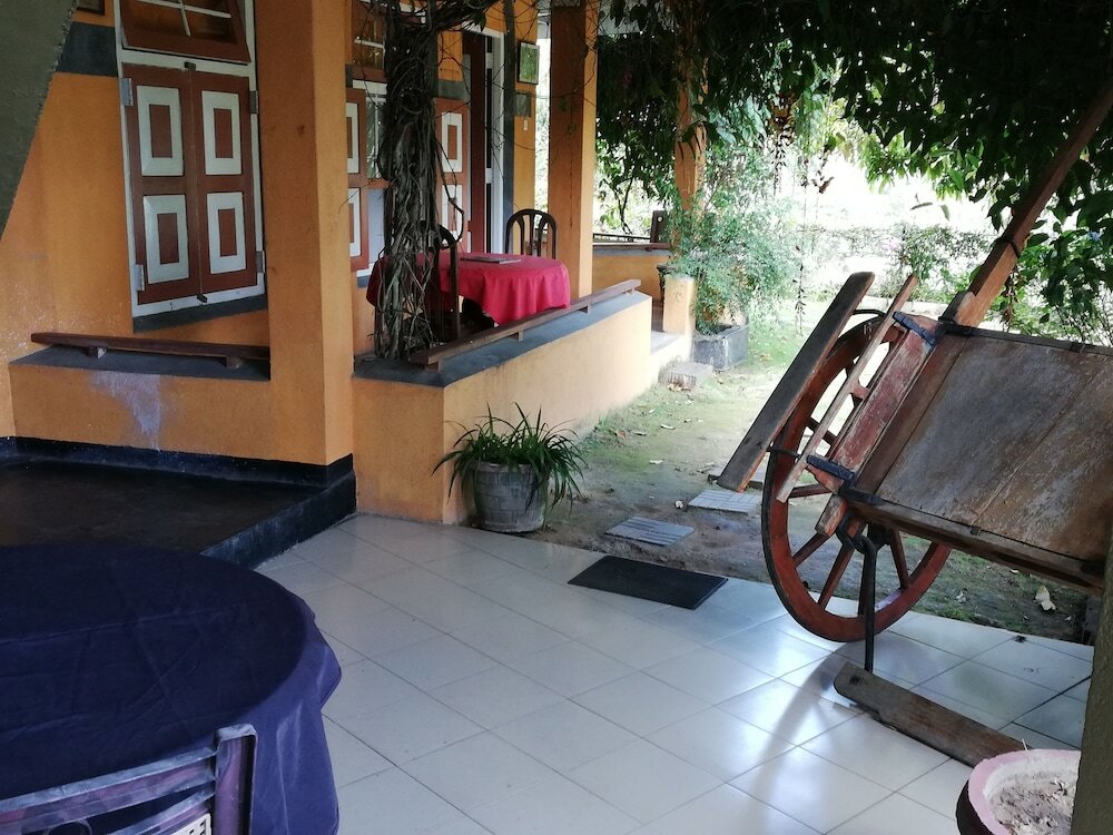 Фото Tea Garden Holiday Inn