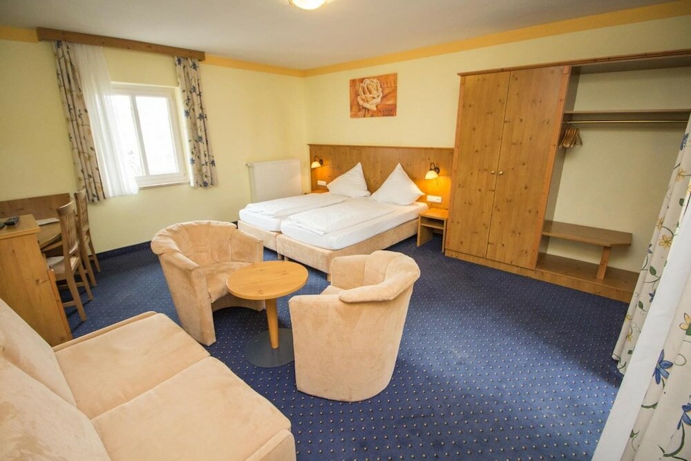 Фото Hotel-Pension Marienhof