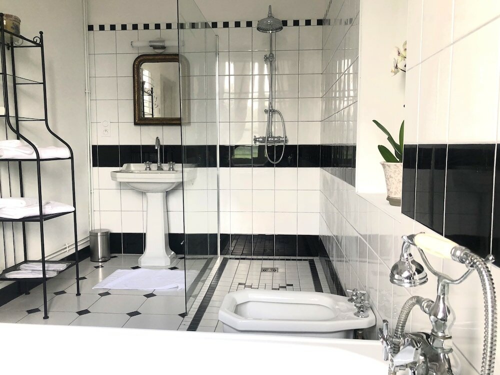 Фото Castel Saint-Léonard