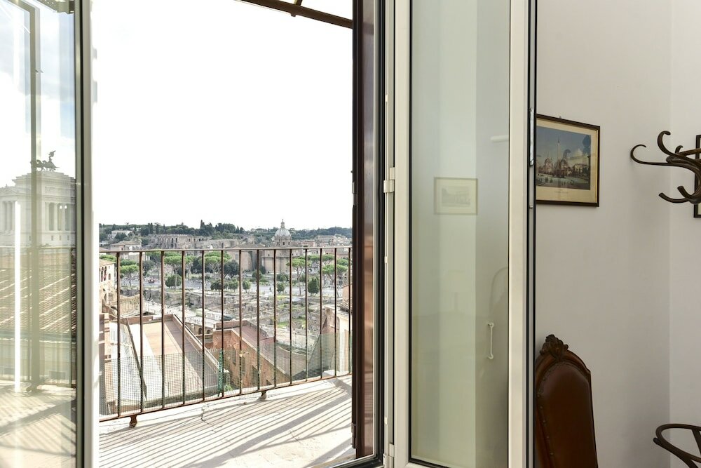 Фото Rome at Your Feet Apartment