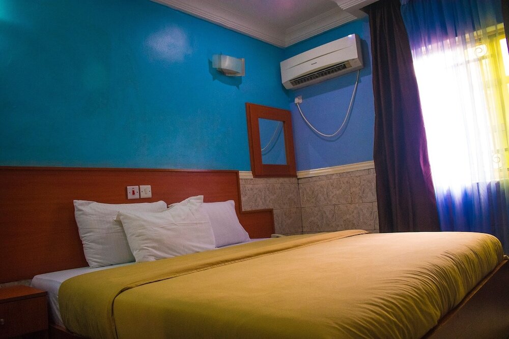 Фото 1st Delightsome House and Suites