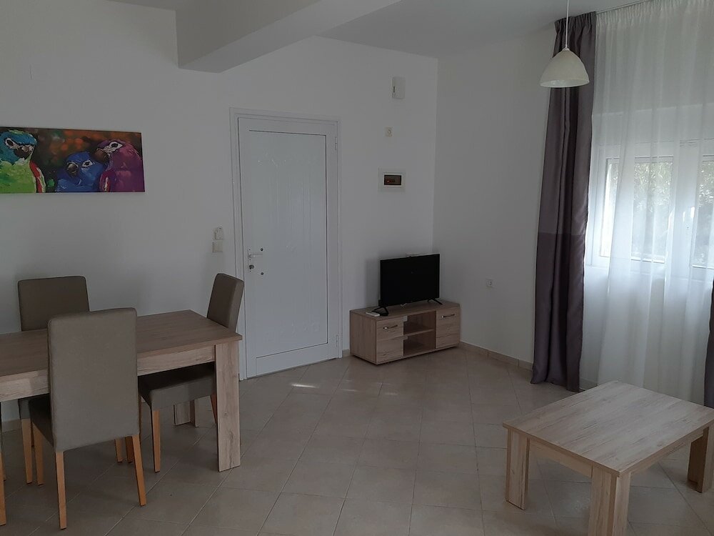 Фото Olive Tree Apartment