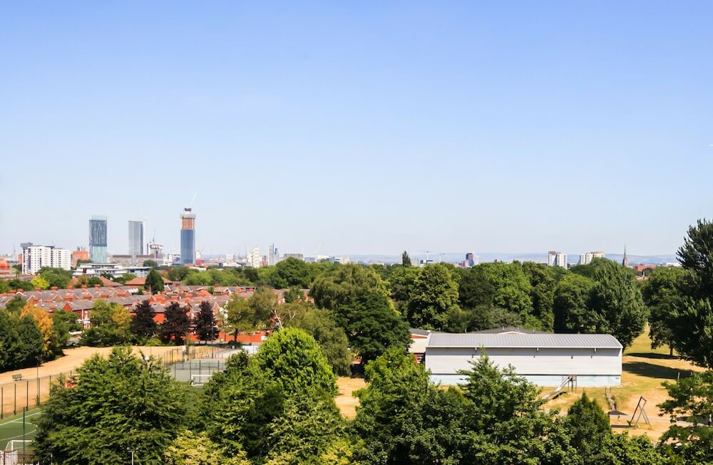 Фото Approved Serviced Apartments Park Rise