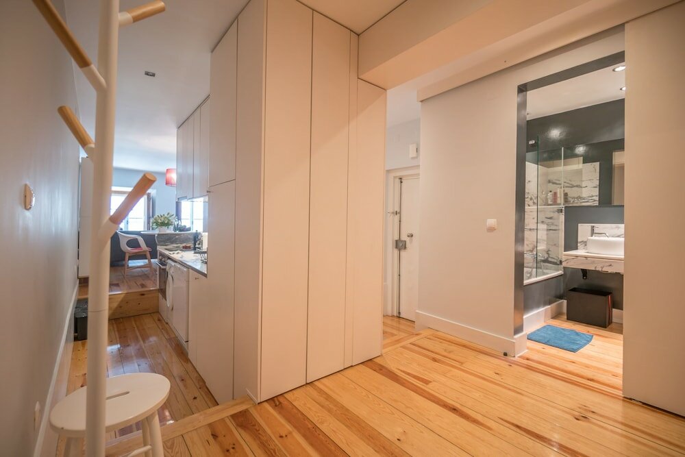 Фото Elegant & Cozy Apartment