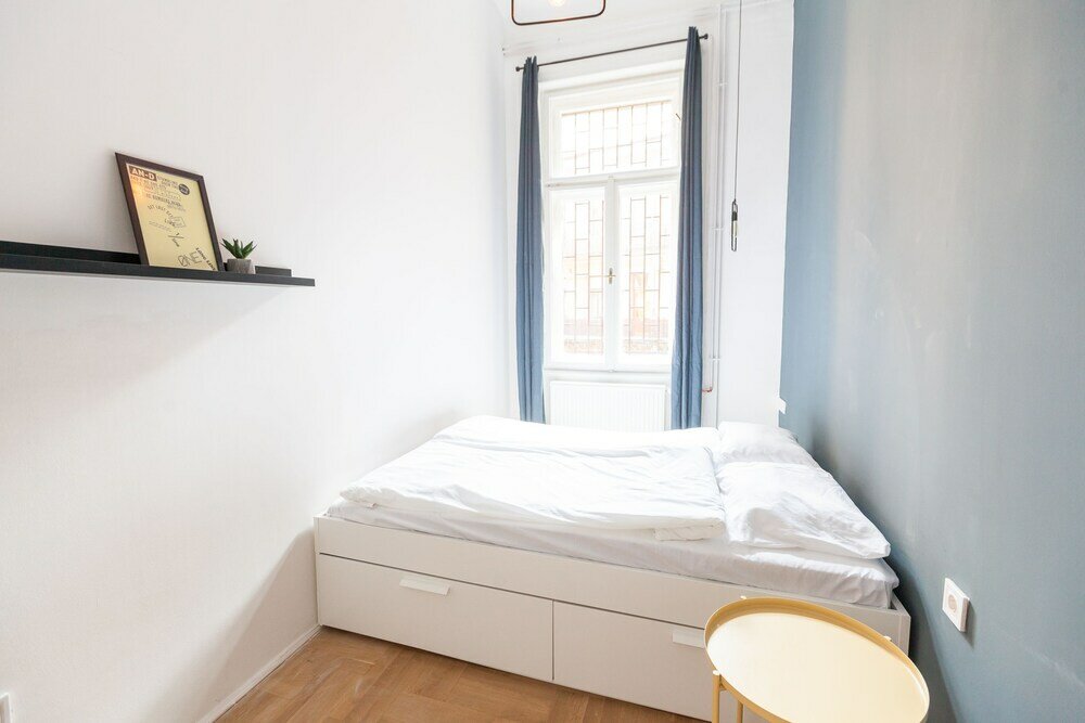 Фото Modern Ernesto II