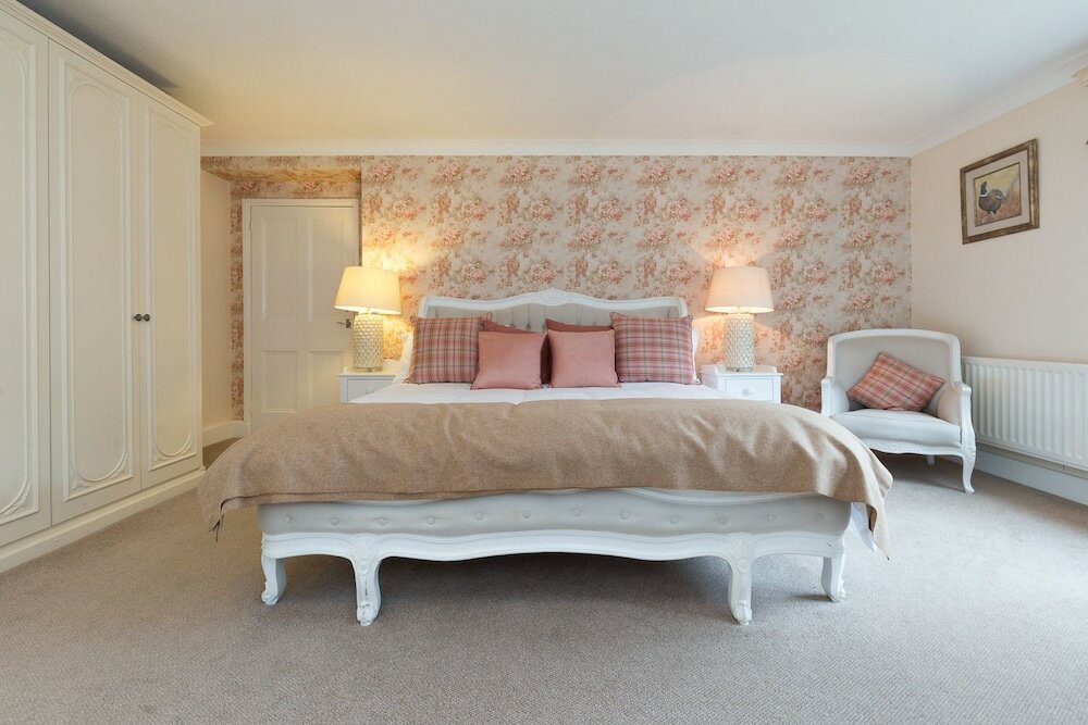 Фото Whitethorn Bed and Breakfast