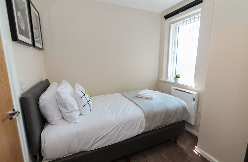 Фото Approved Serviced Apartments Park Rise