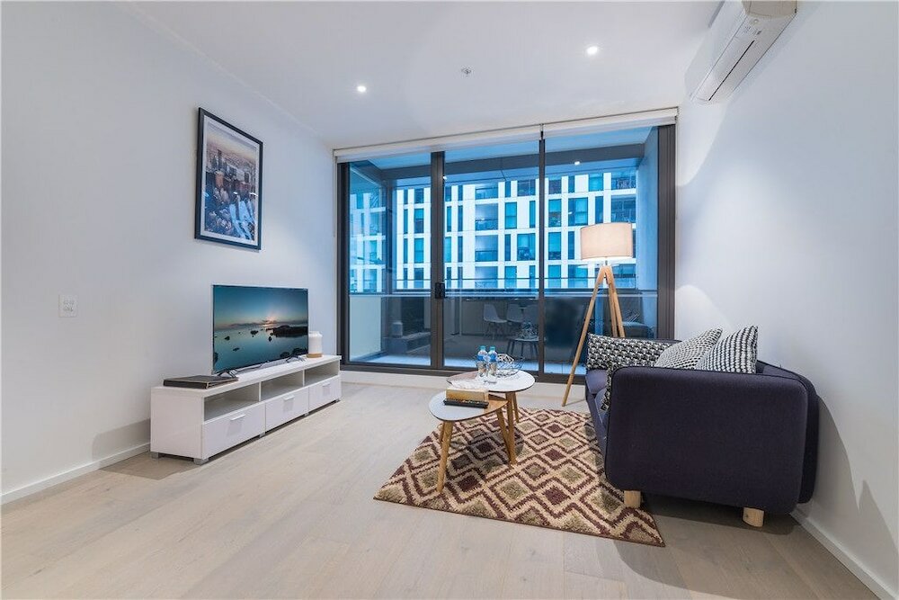 Фото Apc on Collins