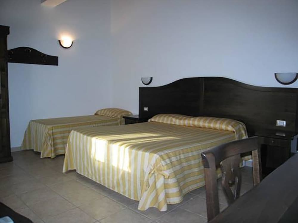 Фото Hotel Pietrapanna