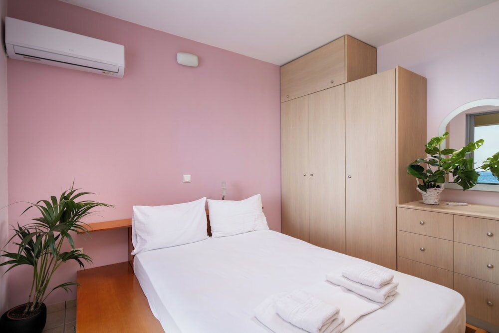 Фото Aggeliki House by The Sea