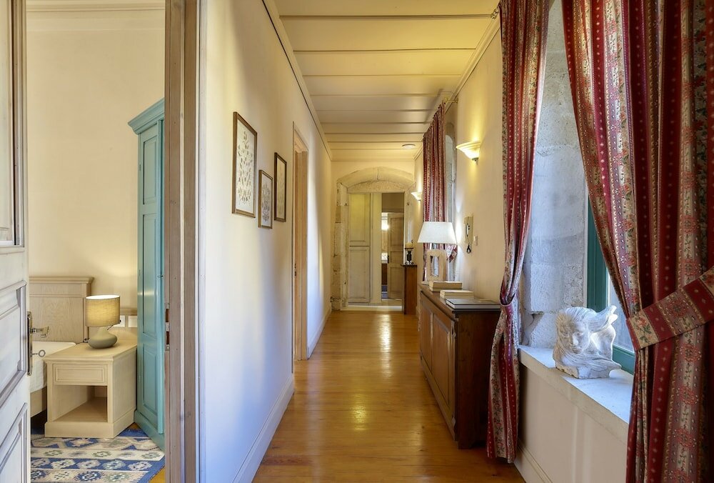 Фото Castello Villa Daphnes - Private Pool & Whirlpool