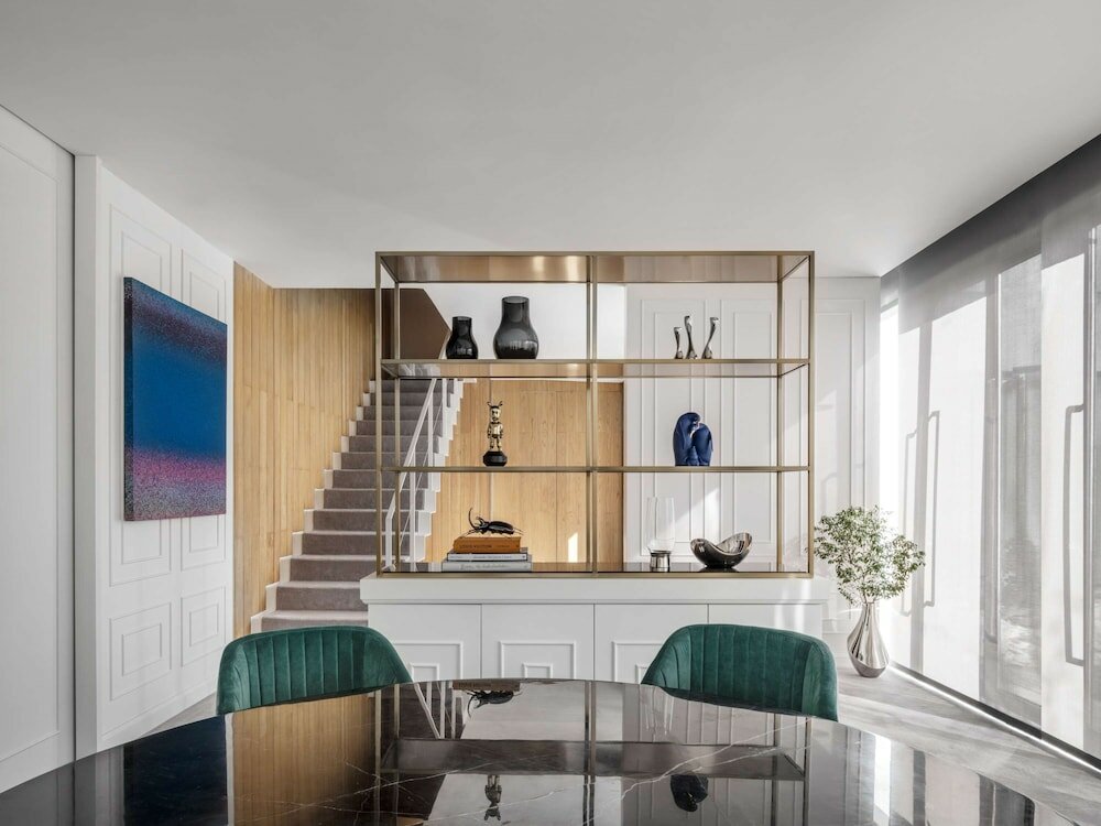 Фото The Opposite House