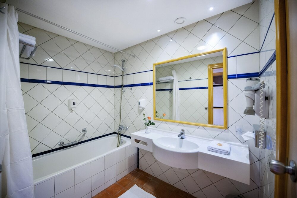 Фото Medina Belisaire & Thalasso Hotel